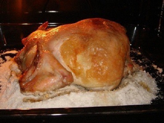  Вкусная курица запеченая на <b>соли</b> 