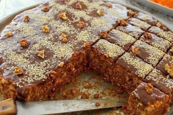 Торт с орехами и сгущенкой