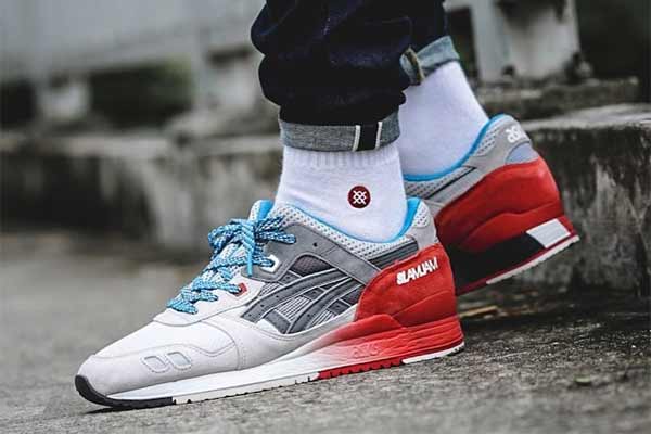 Купуємо кросівки Asics