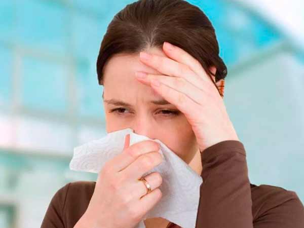 Відчуття в носі можуть стати ознакою захворювання коронавірусом