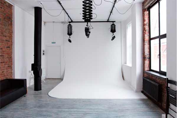 Каким должно быть помещение профессиональной фотостудии Каким должно быть помещение профессиональной фотостудии