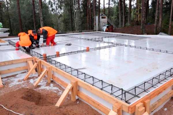 Варианты заливки фундамента