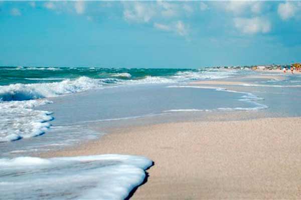 Кирилловка: море, остров, косы