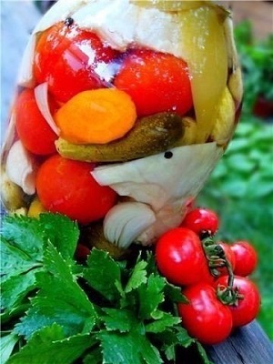 Овощное ассорти в банке на зиму