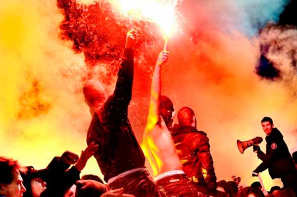 Футбольные болельщики. Какие они?