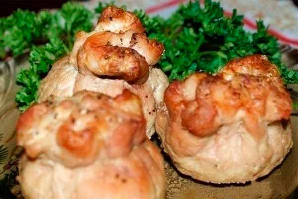 Свинные мешочки с грибами