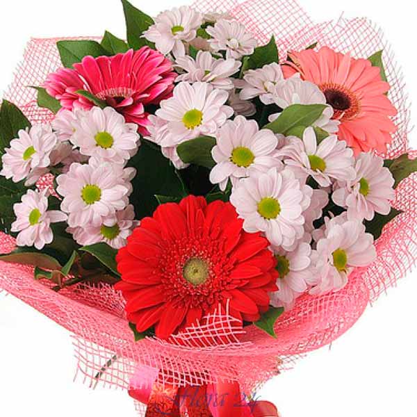 Різнопланова квіткова доставка в Гребінці підійде кожному Різнопланова квіткова доставка в Гребінці підійде кожному