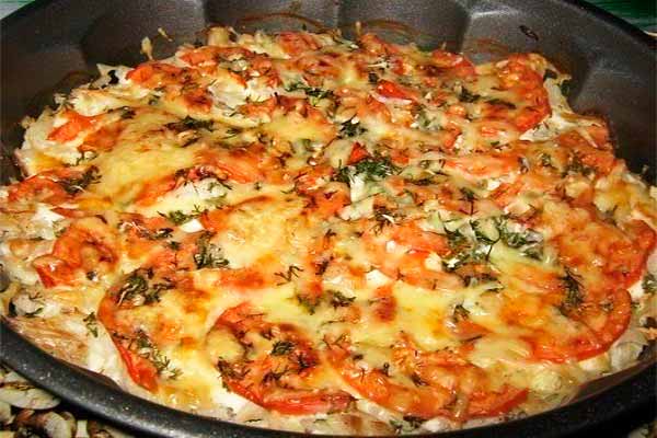 Запеченая рыба с овощами и сыром