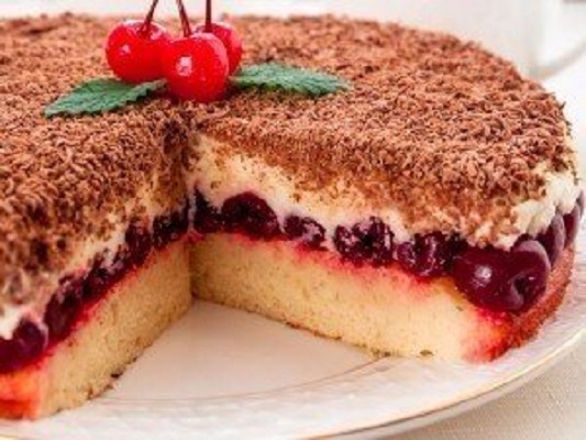 Вишневый торт с шоколадом