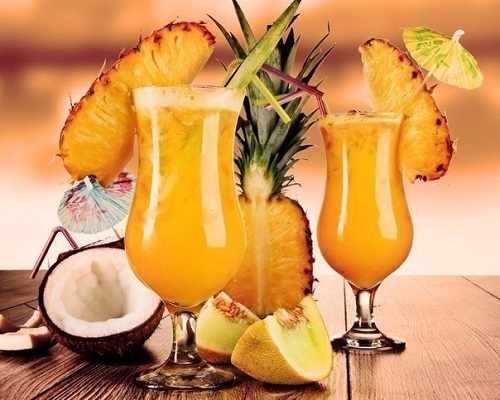 Ананасово-шампанский коктейль