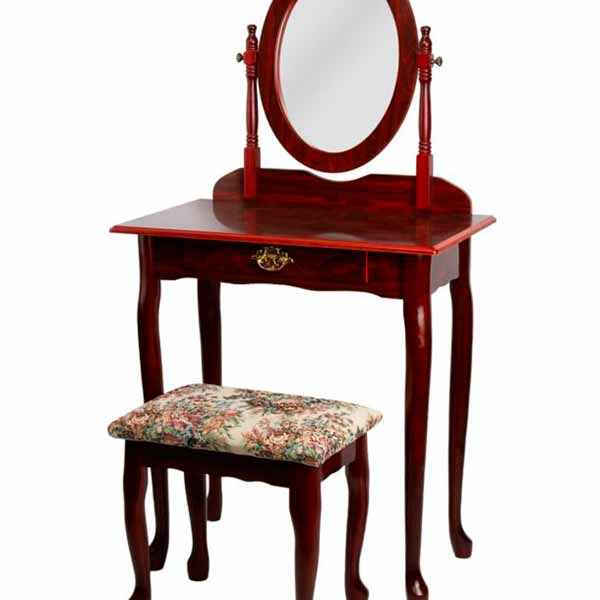 Дерев'яний туалетний столик з поворотним дзеркалом. Дерев'яний туалетний столик з поворотним дзеркалом.