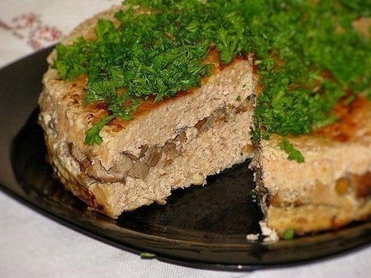 Запеканка из куриного фарша с грибами