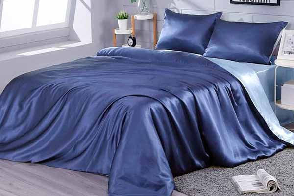 шелковое постельное белье