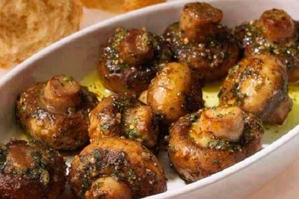 Запеченые шампиньоны с чесночком