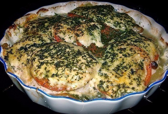 Запеченое мясо с грибами и сыром