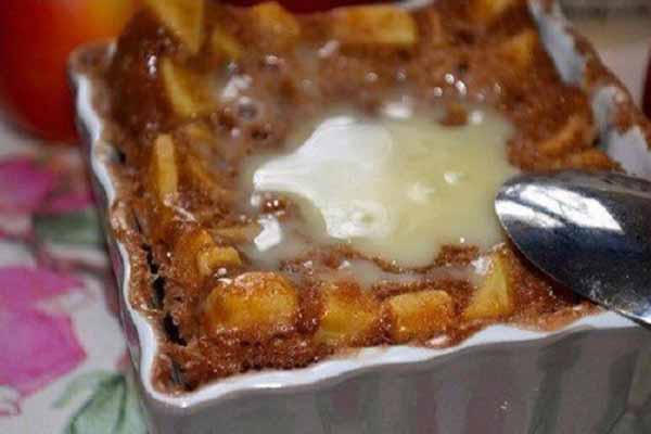 Яблочный бисквит