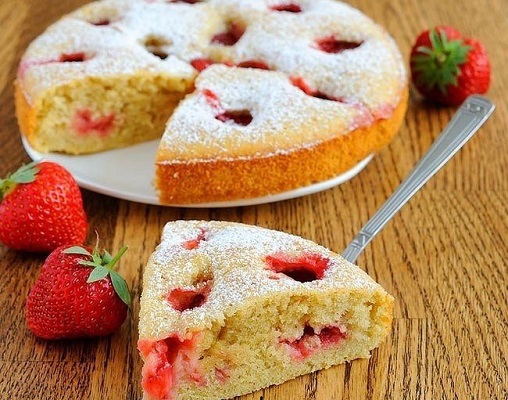 Клубничный пирог