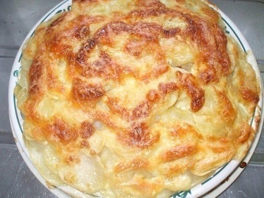 Запеченая рыбка с картофелем Запеченая рыбка с картофелем