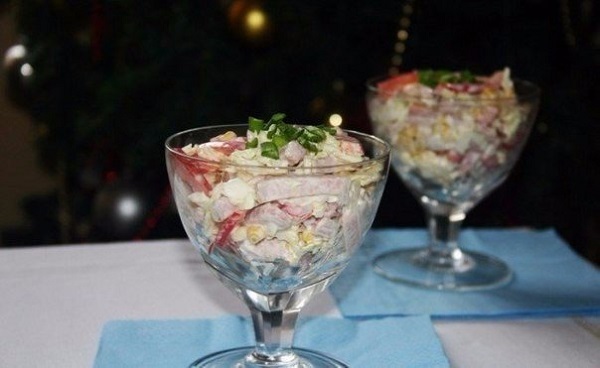 Салат из пекинки с ветчиной