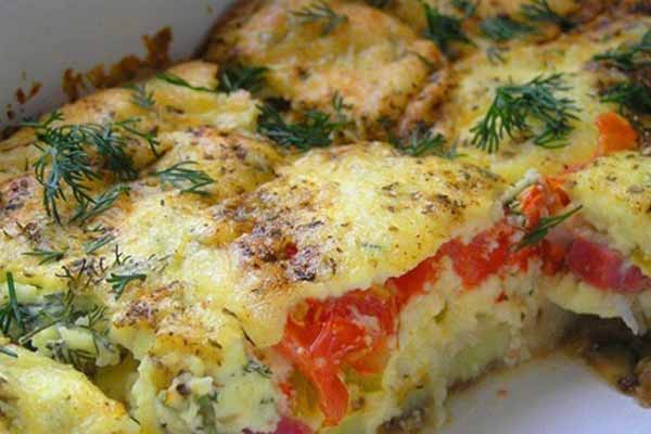 Запеканка из кабачка с овощами и сыром