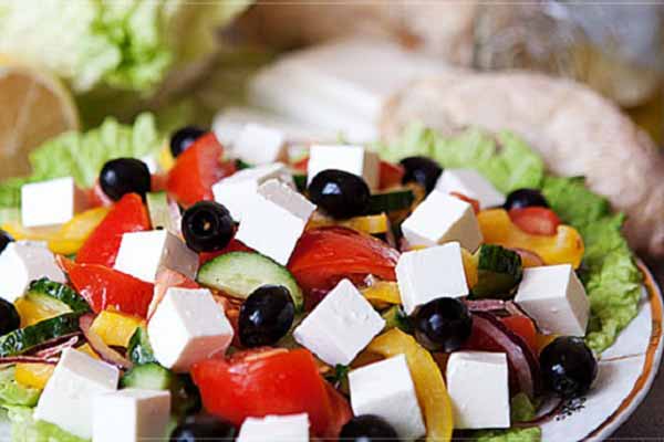Салат греческий овощной