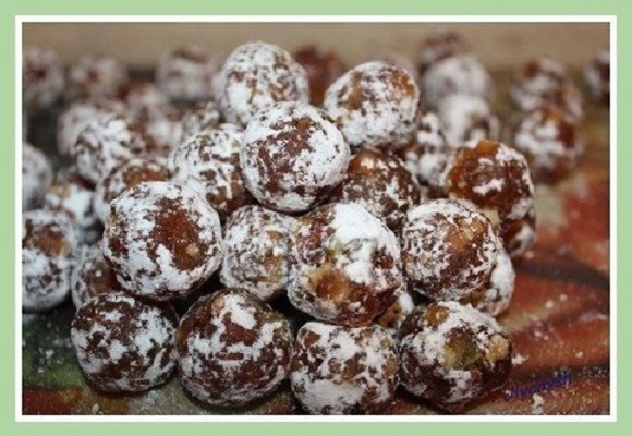 Яблочные конфеты с орехами