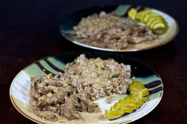 Бефстроганов из говядины с грибным соусом Бефстроганов из говядины с грибным соусом