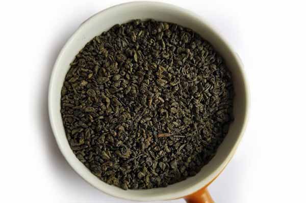 Зелений чай: корисний напій, що тонізує і бадьорить