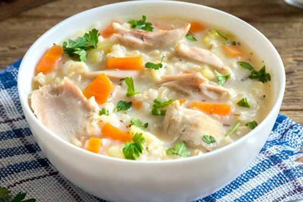Куриный суп с рисом и сливками