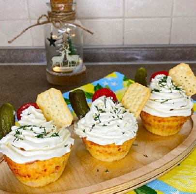 Сырные кексы с ветчиной