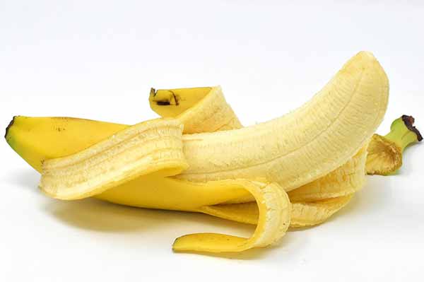  Чому досвідчені квіткарі ніколи не викинуть бананову шкірку 