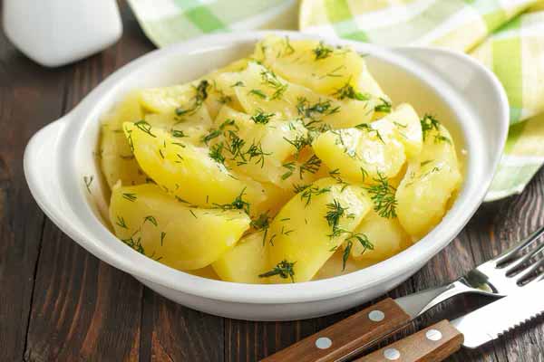  Як зробити так, щоб картопля не пригоріла: хитрість, якою користуються господині 