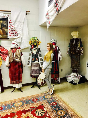 Музей українського традиційного одягу у Нью Йорку