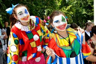  Шановні представники громадських організацій