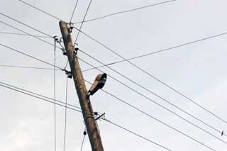 ПАТ "Полтаваобленерго": Закликаємо дітей та підлітків дотримуватись правил електробезпеки!