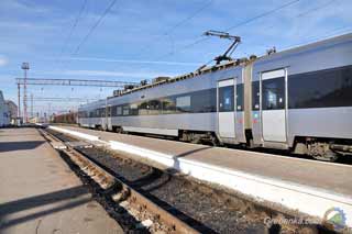 Швидкісний потяг Київ - Харків курсуватиме за зміненим розкладом